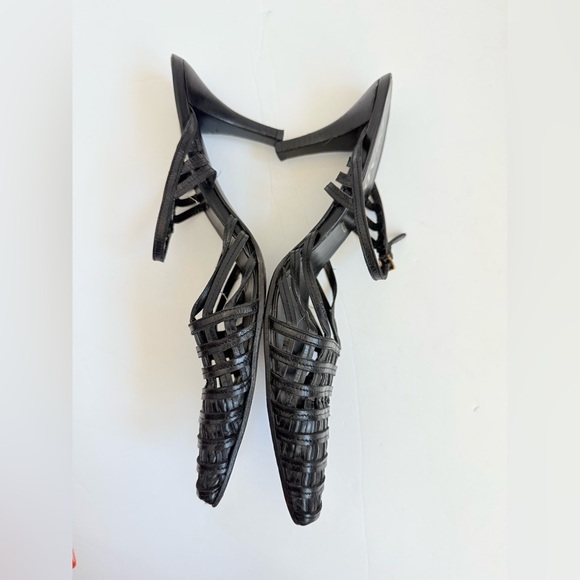 Prada Vintage Black Leather Caged Strappy Elongated toe pumps EU 40 - Picture 4 of 8